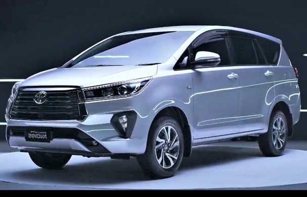 Toyota Innova Crysta 7-seater Kerala taxi