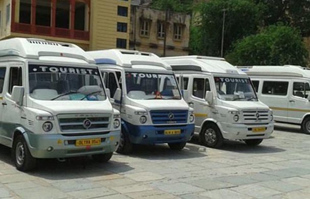 19-seater tempo traveller Kerala large group hire